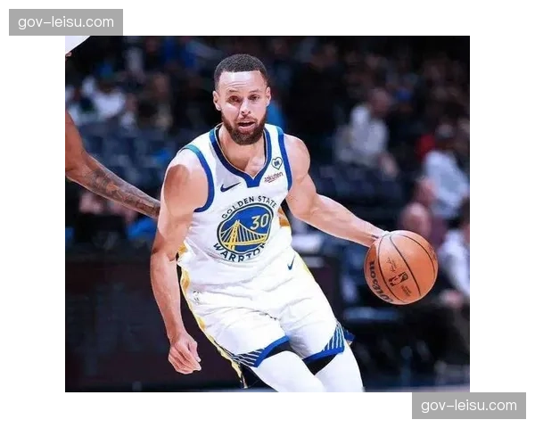 常规赛剩余12场左右 每一场胜负都可能颠覆现有排名格局 常规赛剩余12场左右 每一场胜负都可能颠覆现有排名格局